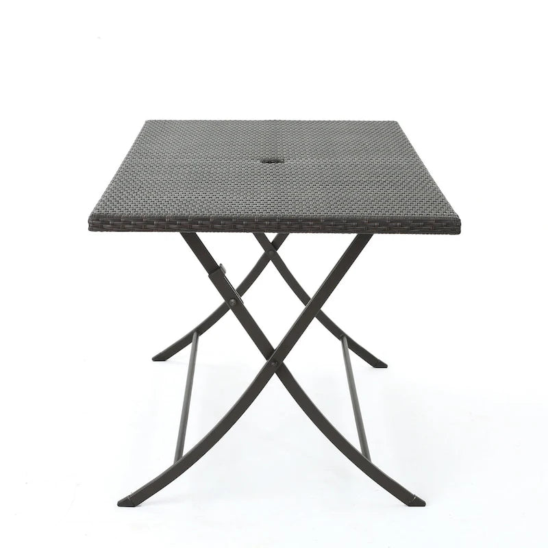 Table de salle à manger rectangulaire pliante d'extérieur, 150 cm, en fer et résine tressée multicolore.