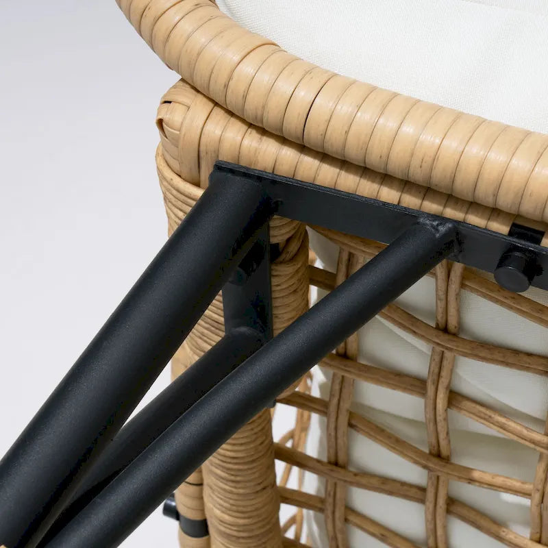 Fauteuil œuf d'extérieur Pellabant en osier tressé avec coussins - 59 cm P x 70 cm L x 144 cm H