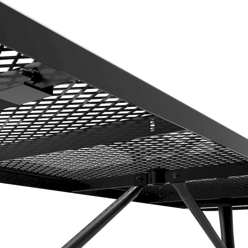 Table de pique-nique extérieure en métal à mailles déployées de qualité commerciale - 95,75 po (P) x 57,5 ​​po (L) x 30 po (H)
