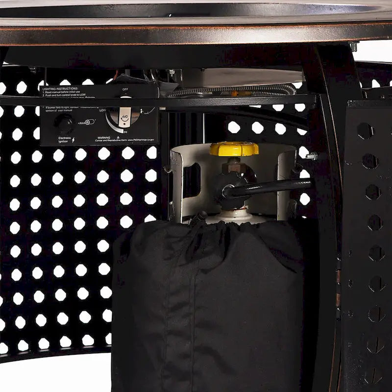 Ensemble table et feu en aluminium noir avec quatre fauteuils club